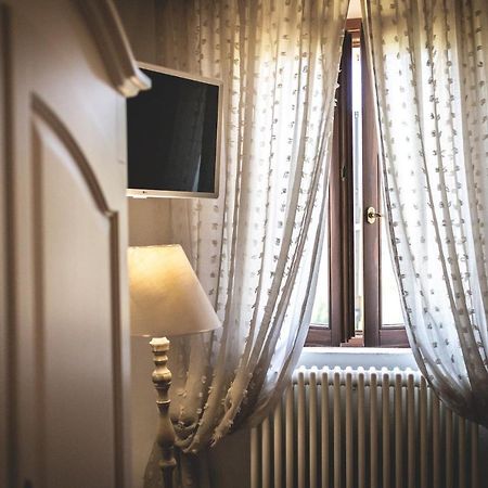 Gatto Rosso Bed and Breakfast Bolgheri Buitenkant foto