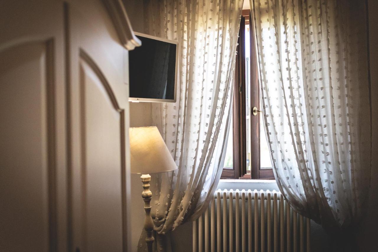 Gatto Rosso Bed and Breakfast Bolgheri Buitenkant foto